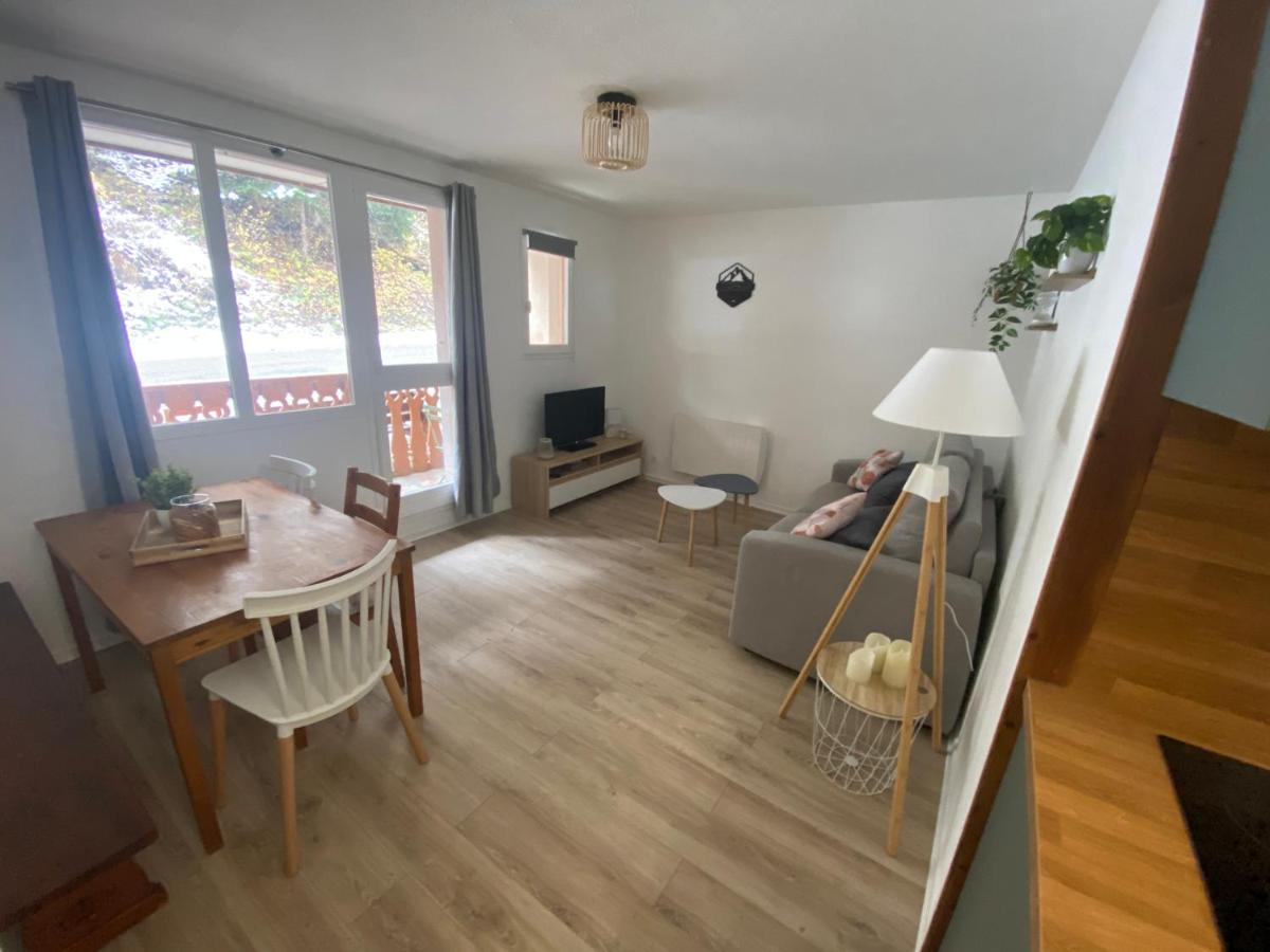 Appartement Au Pied Des Pistes Et Commerces - 5 Personnes Modane Esterno foto